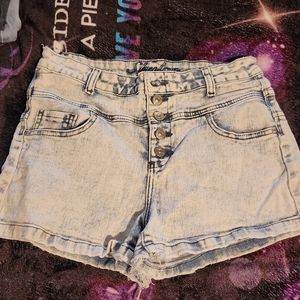 womens shorts